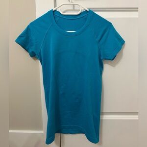 Lululemon Swiftly Tech Shortsleeve - Waist Length